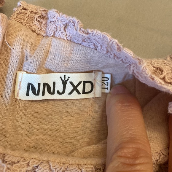 Adorable size 120 pink dress bundle. Good condition. Imperfections shown in pics - Picture 4 of 11